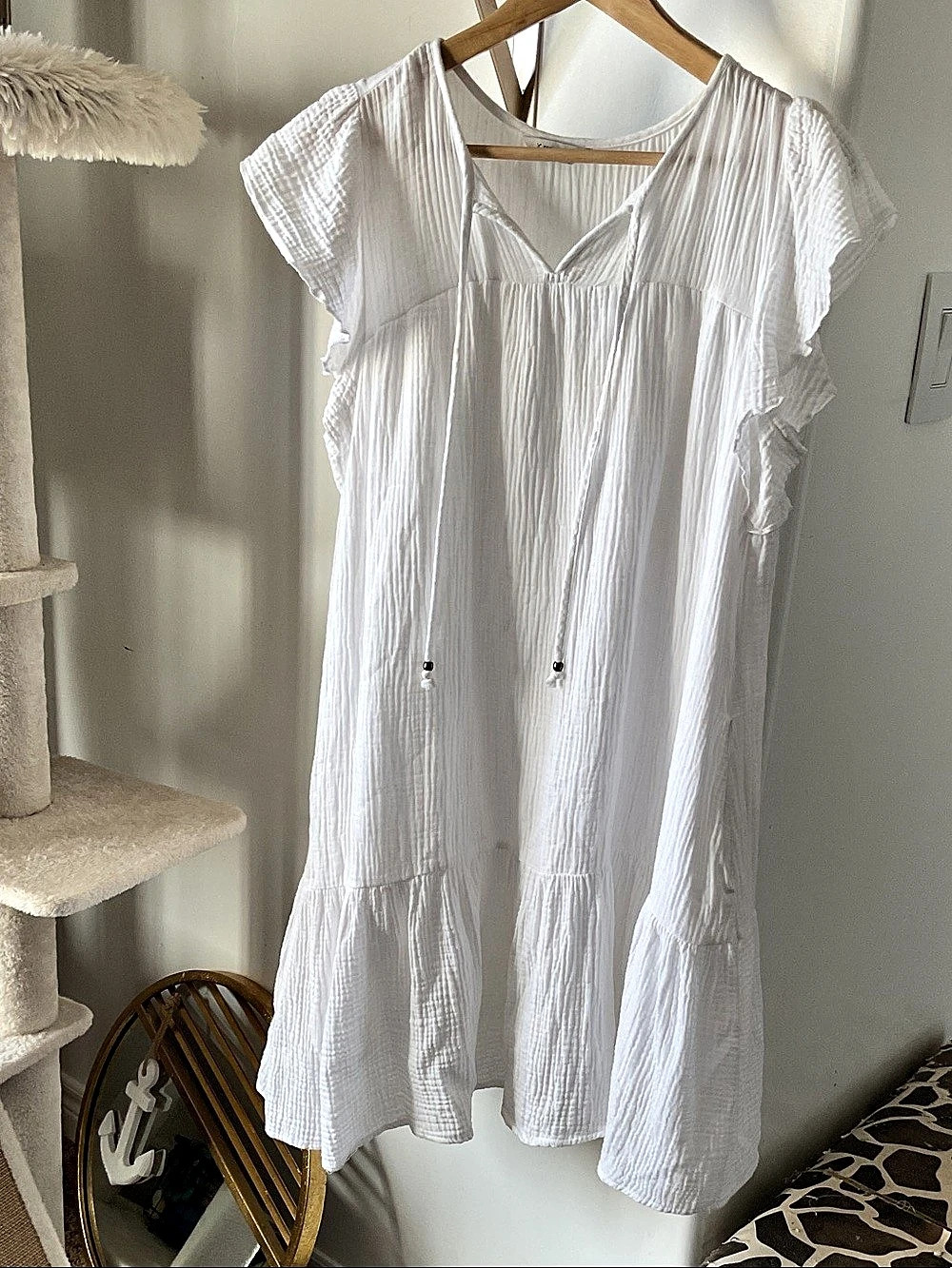 Denver Hayes Mini Dress White Size Medium Like New